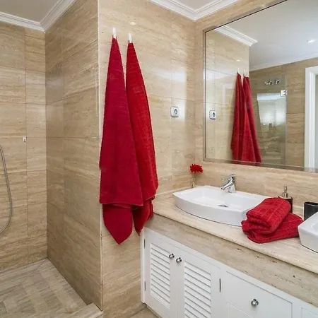 Appartamento Hb First Line In Hacienda Roomservice